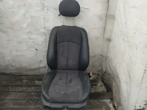 Foto de ASIENTO DELANTERO DERECHO MERCEDES-BENZ CLS (BM 219) 3.0 CDI CAT (224 CV / 165 KW) foto 1
