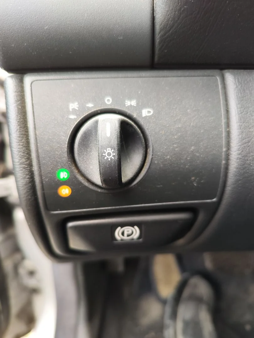 Foto de MANDO LUCES MERCEDES-BENZ CLK (BM 208) CABRIO 3.2 V6 18V CAT (218 CV / 160 KW)