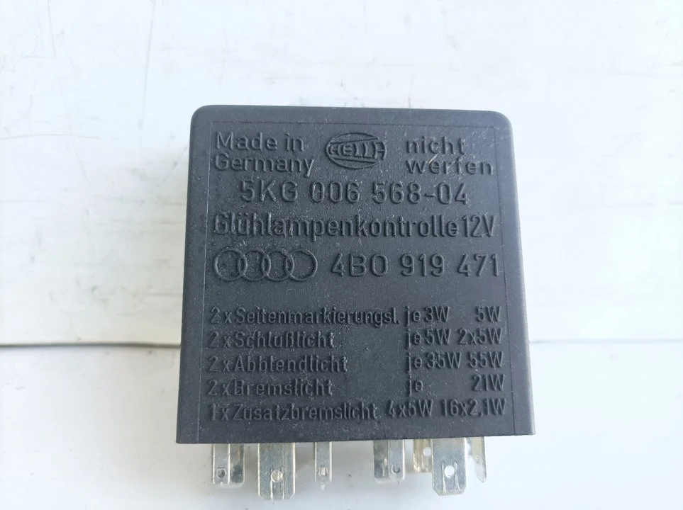 Foto de RELE AUDI A4 BERLINA (B5) 1.8 20V Turbo (150 CV / 110 KW) referencia 5KG00656804