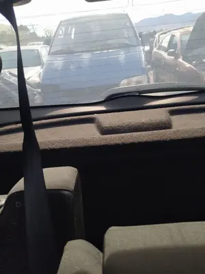 Foto de BANDEJA TRASERA TOYOTA YARIS (KSP9/SCP9/NLP9) 1.4 Turbodiesel CAT (90 CV / 66 KW)