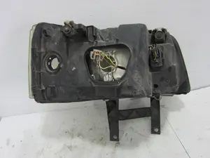Foto de FARO IZQUIERDO VOLKSWAGEN T5 TRANSPORTER BUS (7H) 1.9 TDI CAT (AXB) (105 CV / 77 KW) referencia 0301191301 foto 4
