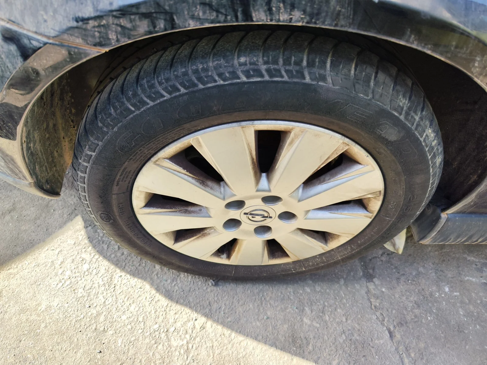Foto de LLANTA OPEL VECTRA C BERLINA 2.2 16V DTI CAT (Y 22 DTR / L50) (125 CV / 92 KW) referencia 9156734