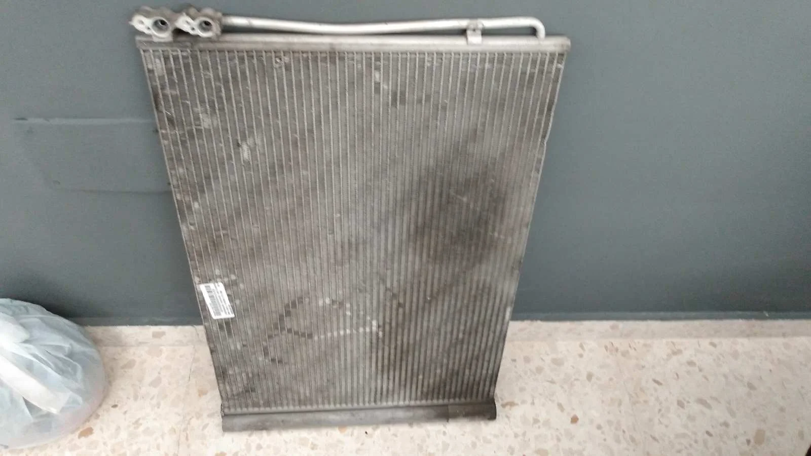 Foto de CONDENSADOR / RADIADOR AIRE ACONDICIONADO BMW SERIE 5 TOURING (F11) referencia 6450924817301