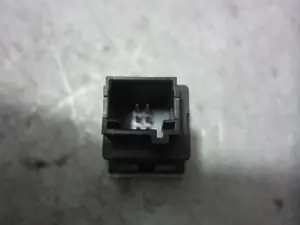 Foto de INTERRUPTOR CITROEN C4 PICASSO 1.6 16V HDi FAP (109 CV / 80 KW) referencia 96476639T foto 3