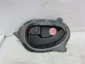 Foto de MANETA INTERIOR DELANTERA DERECHA PEUGEOT 406 BERLINA (S1/S2) 3.0 V6 24V CAT (190 CV / 140 KW) referencia 9616307577
