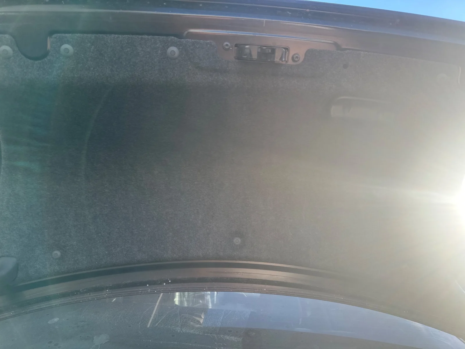 Foto de GUARNECIDO PORTON TRASERO SAAB 9-3 BERLINA 1.9 TiD CAT (150 CV / 110 KW)