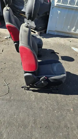 Foto de ASIENTO DELANTERO IZQUIERDO FIAT 500X (334) 2.0 16V Multijet CAT (140 CV / 103 KW) foto 5