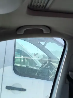 Foto de ASIDERO TECHO DELANTERO DERECHO VOLKSWAGEN TOURAN (1T1) 1.9 TDI (105 CV / 77 KW)
