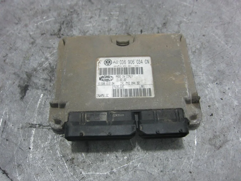 Foto de CENTRALITA MOTOR UCE VOLKSWAGEN GOLF IV BERLINA (1J1)(10.1997) 1.6 16V (105 CV / 77 KW) referencia 036906034