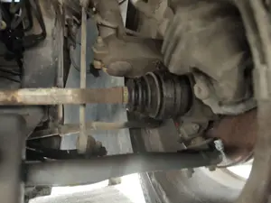Foto de MANGUETA DELANTERA IZQUIERDA PEUGEOT 207 1.4 16V CAT (KFU / ET3J4) (88 CV / 65 KW) referencia 1607557580