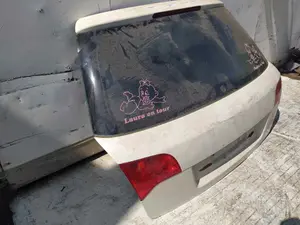 Foto de NO IDENTIFICADO AUDI A4 AVANT (8E) 2.5 V6 24V TDI (163 CV / 120 KW) foto 3