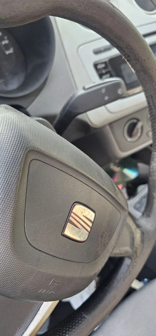 Foto de MANDO LIMPIA SEAT IBIZA BERLINA (6J5) 1.4 TDI (80 CV / 59 KW)