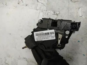 Foto de CERRADURA PUERTA DELANTERA IZQUIERDA FORD FOCUS BERLINA (CAP) 2.0 TDCi CAT (136 CV / 100 KW) referencia 3M5AR21813ET foto 3