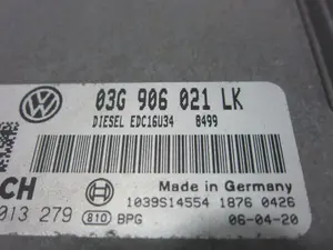Foto de CENTRALITA MOTOR UCE SEAT LEON (1P1) 1.9 TDI (105 CV / 77 KW) referencia 03G906021LK foto 2