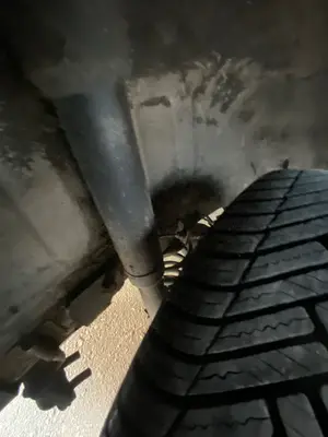 Foto de BRAZO SUSPENSION TRASERO DERECHO MITSUBISHI COLT CZ3 BERL. 5 (Z30A) 1.3 CAT (95 CV / 70 KW)
