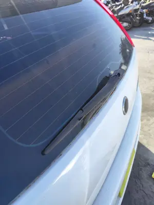 Foto de MOTOR LIMPIA TRASERO FIAT GRANDE PUNTO (199) 1.4  (95 CV / 70 KW)