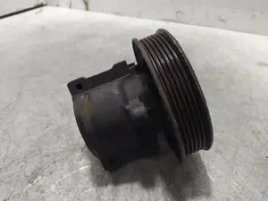 Foto de BOMBA DIRECCION FORD MONDEO BERLINA (GD) 1.8 Turbodiesel CAT (90 CV / 66 KW) referencia 94BB3A733AA foto 6