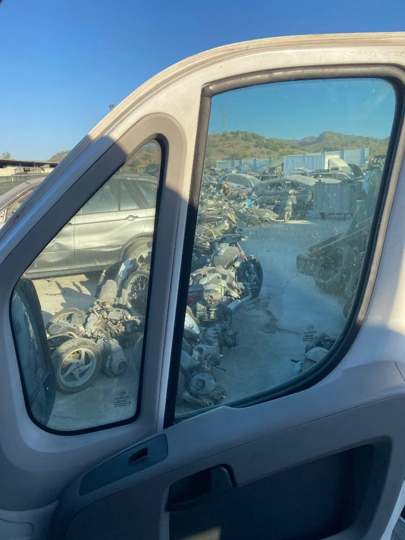 Foto de LUNA DELANTERA DERECHA CITROEN JUMPER COMBI