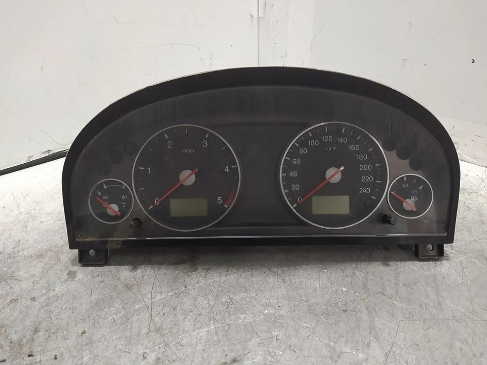 Foto de CUADRO INSTRUMENTOS FORD MONDEO TURNIER (GE) 2.0 TDCi CAT (131 CV / 96 KW) referencia 3S7F10841
