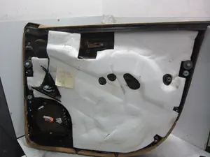 Foto de GUARNECIDO PUERTA DELANTERA IZQUIERDA PORSCHE CAYENNE (TIPO 92A) 3.0 V6 TDI CAT (239 CV / 176 KW) referencia 7L5867011CK foto 3