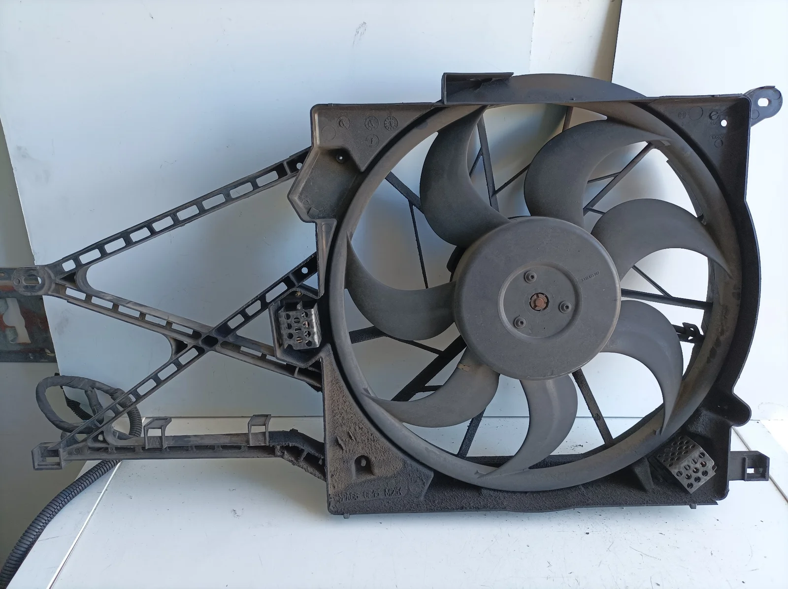 Foto de ELECTROVENTILADOR OPEL ZAFIRA A referencia 0130303903