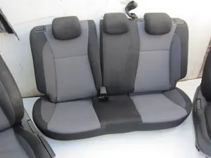 Foto de JUEGO ASIENTOS COMPLETO HYUNDAI I20 (GB) 1.2 16V CAT (84 CV / 62 KW) foto 11