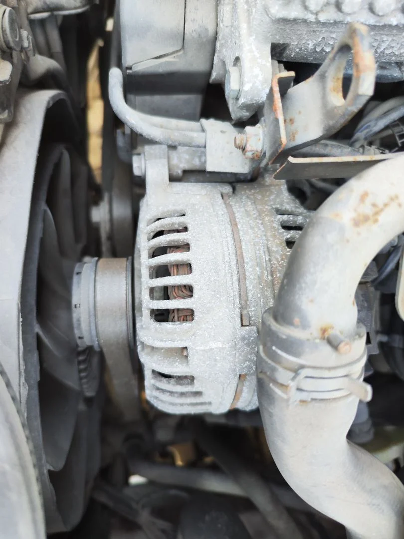 Foto de ALTERNADOR VOLKSWAGEN PASSAT BERLINA (3B2) 1.9 TDI (116 CV / 85 KW) referencia 038903018QV