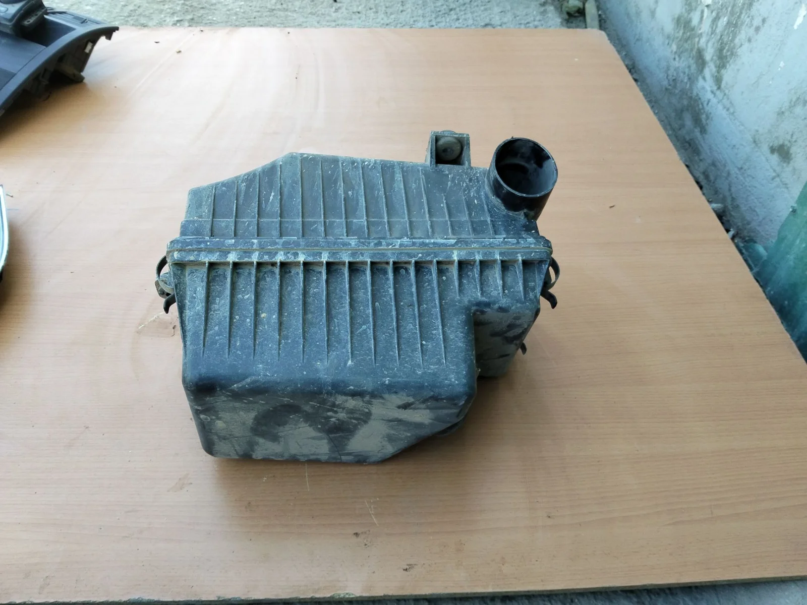 Foto de CAJA FILTRO AIRE KIA PICANTO (SA) 1.1 CAT (65 CV / 48 KW) referencia OK2KB13320