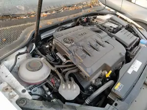 Foto de ABS VOLKSWAGEN GOLF VII BERLINA (BQ1/BE2) 1.6 TDI (116 CV / 85 KW) foto 7