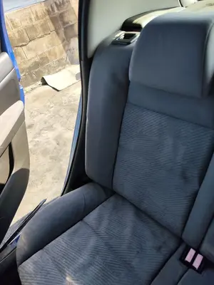 Foto de ASIENTOS TRASERO DERECHO PEUGEOT 307 (S1)(04.2001) 1.6 16V CAT (109 CV / 80 KW) foto 2