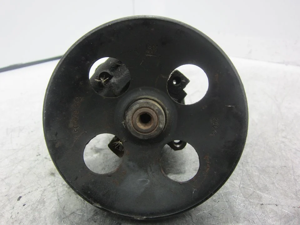 Foto de BOMBA DIRECCION OPEL VECTRA B BERLINA referencia 90409232