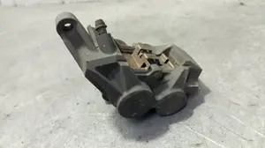 Foto de PINZA DE FRENO DELANTERA DERECHA YAMAHA FZ 8 / FAZER8 779 cm3 - 78.1 kW (0 CV / 0 KW) referencia 2D12580U0000 foto 2