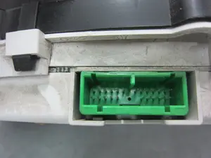 Foto de CUADRO INSTRUMENTOS HONDA CR-V (RD8) 2.0 VTEC CAT (150 CV / 110 KW) referencia HR0333091 foto 5
