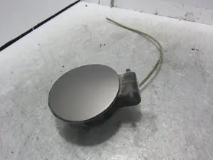 Foto de TAPA EXTERIOR COMBUSTIBLE SEAT LEON (1M1) 1.8 20V (125 CV / 92 KW) referencia 1M6809906 foto 5