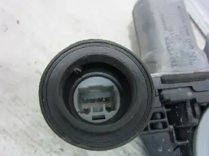 Foto de ELEVALUNAS TRASERO IZQUIERDO TOYOTA AURIS (E15) referencia 857100D100 foto 4