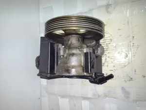 Foto de BOMBA DIRECCION CITROEN XSARA PICASSO referencia 9659820880 foto 3