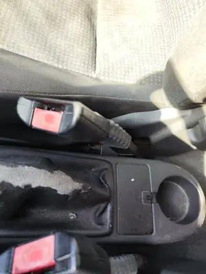 Foto de PRETENSOR AIRBAG DERECHO OPEL CORSA C 1.2 16V CAT (Z 12 XE / LW4) (75 CV / 55 KW)