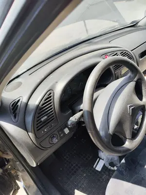 Foto de SALPICADERO CITROEN XSARA BERLINA 2.0 HDi CAT (RHY / DW10TD) (90 CV / 66 KW)