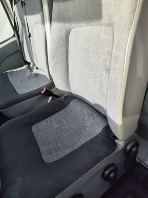 Foto de ASIENTO DELANTERO IZQUIERDO NISSAN INTERSTAR (X70) 2.5 dCi Diesel CAT (114 CV / 84 KW) foto 2