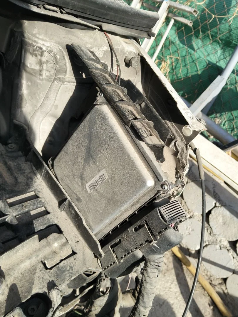 Foto de CENTRALITA MOTOR UCE SEAT ARONA (KJ) 1.6 TDI (116 CV / 85 KW) referencia 04L907445F