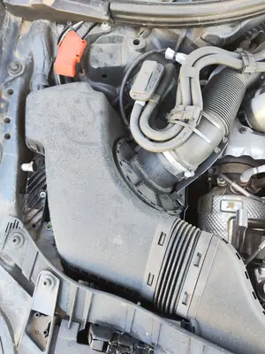 Foto de CAJA FILTRO AIRE AUDI A6 AVANT (4GD) 2.0 16V TDI (190 CV / 140 KW) referencia 4G0133836