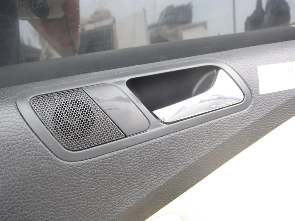 Foto de MANETA INTERIOR TRASERA DERECHA VOLKSWAGEN PASSAT BERLINA (3C2) 2.0 TDI (140 CV / 103 KW)