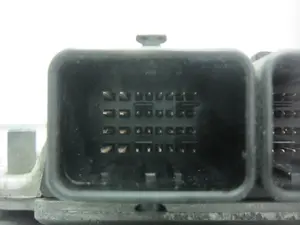 Foto de CENTRALITA MOTOR UCE RENAULT LAGUNA II (BG0) 2.2 dCi Turbodiesel (150 CV / 110 KW) referencia 8200309318 foto 6