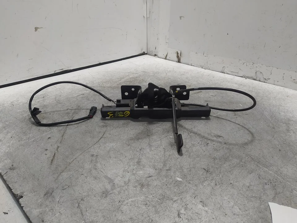 Foto de CERRADURA CAPO HYUNDAI TUCSON (NX) híbrido-suave 100 kW (1.6 Ltr. - 100 kW CRDi) (136 CV / 100 KW) referencia 81130N9000