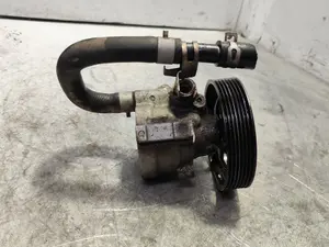 Foto de BOMBA DIRECCION NISSAN ALMERA (N16/E) 2.2 16V Turbodiesel CAT (110 CV / 81 KW) referencia 491105M32B foto 3