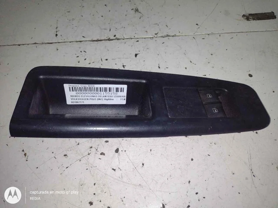 Foto de MANDO ELEVALUNAS DELANTERO IZQUIERDO VOLKSWAGEN POLO IV (9N1) 1.4 16V (75 CV / 55 KW) referencia 6Q1867171E