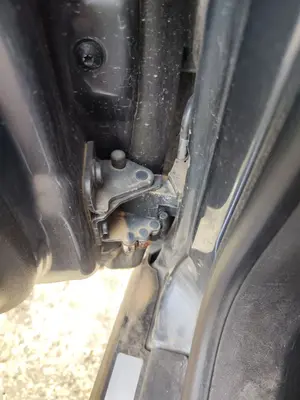 Foto de RETENEDOR PUERTA AUDI A6 BERLINA (4B2) 2.5 V6 24V TDI (180 CV / 132 KW)