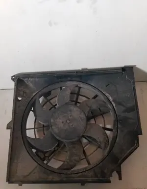 Foto de ELECTROVENTILADOR BMW SERIE 3 BERLINA (E46) 1.9 CAT (118 CV / 87 KW) referencia 0130303827 foto 2