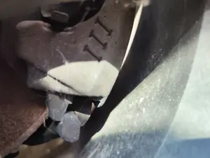 Foto de PINZA DE FRENO DELANTERA DERECHA AUDI A3 (8L) 1.6  (102 CV / 75 KW) referencia 1K0615124D