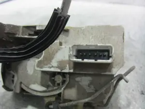 Foto de CERRADURA PUERTA DELANTERA IZQUIERDA PEUGEOT 307 BREAK / SW (S1)(04.2002) 2.0 HDi CAT (90 CV / 66 KW) referencia 9645686580 foto 5